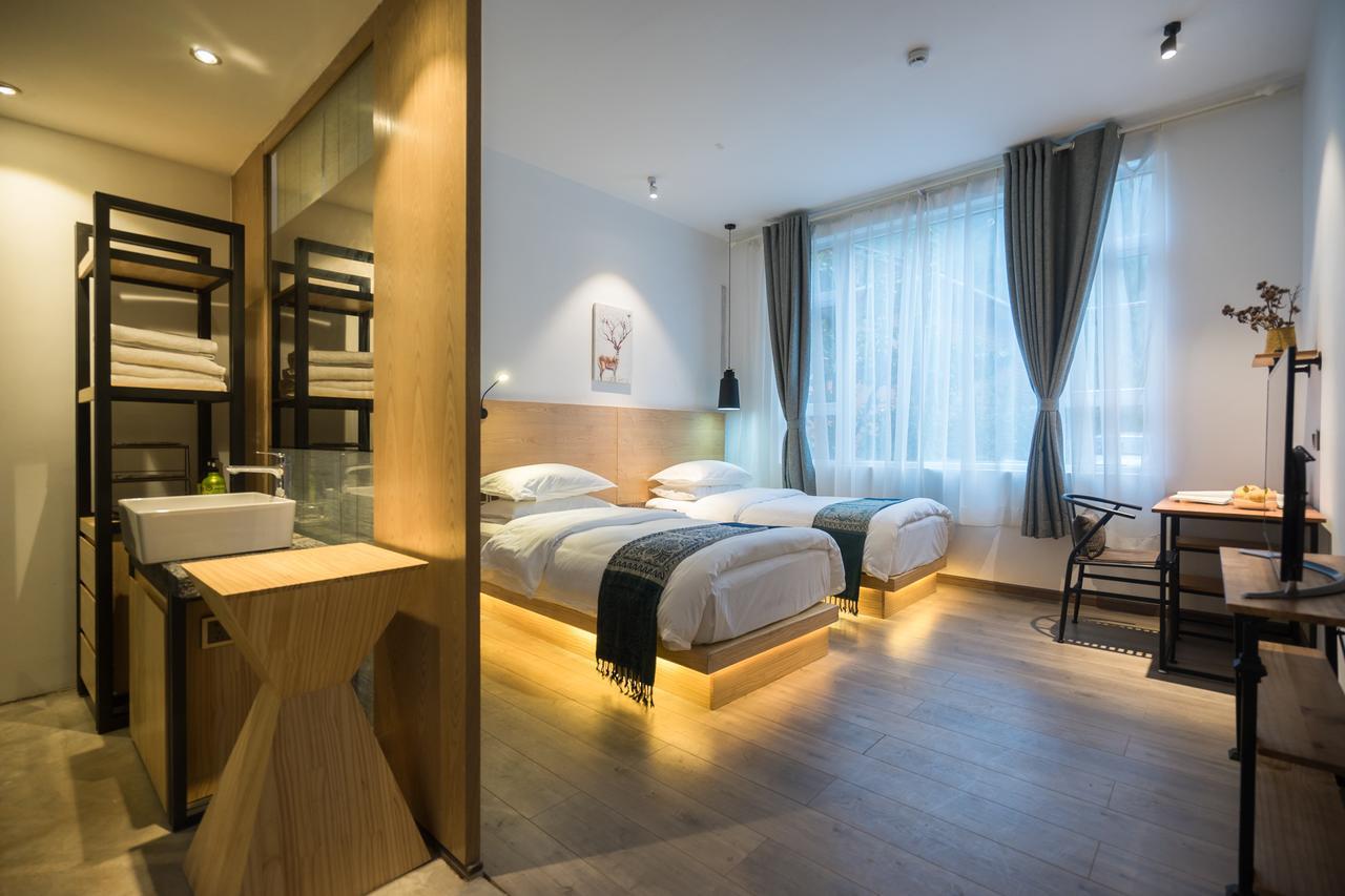 Bamboo Cultural Lake Inn Ninglang Экстерьер фото