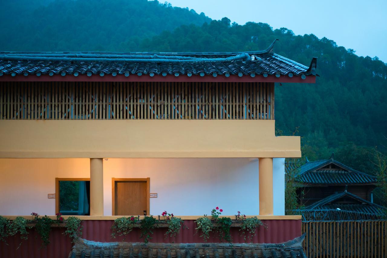 Bamboo Cultural Lake Inn Ninglang Экстерьер фото